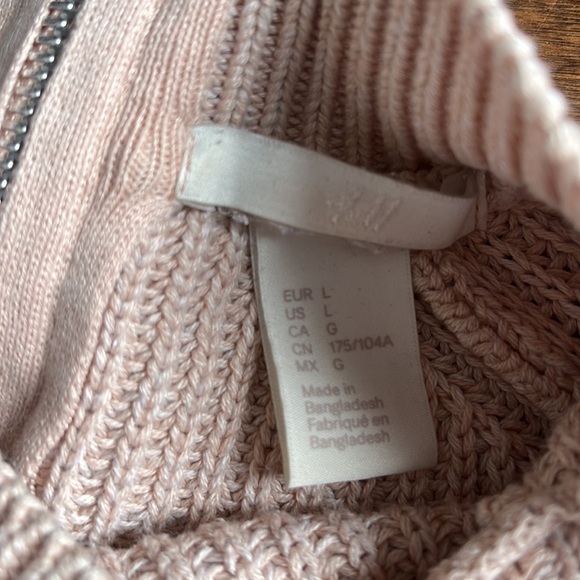H&M sweater - Picture 6 of 6
